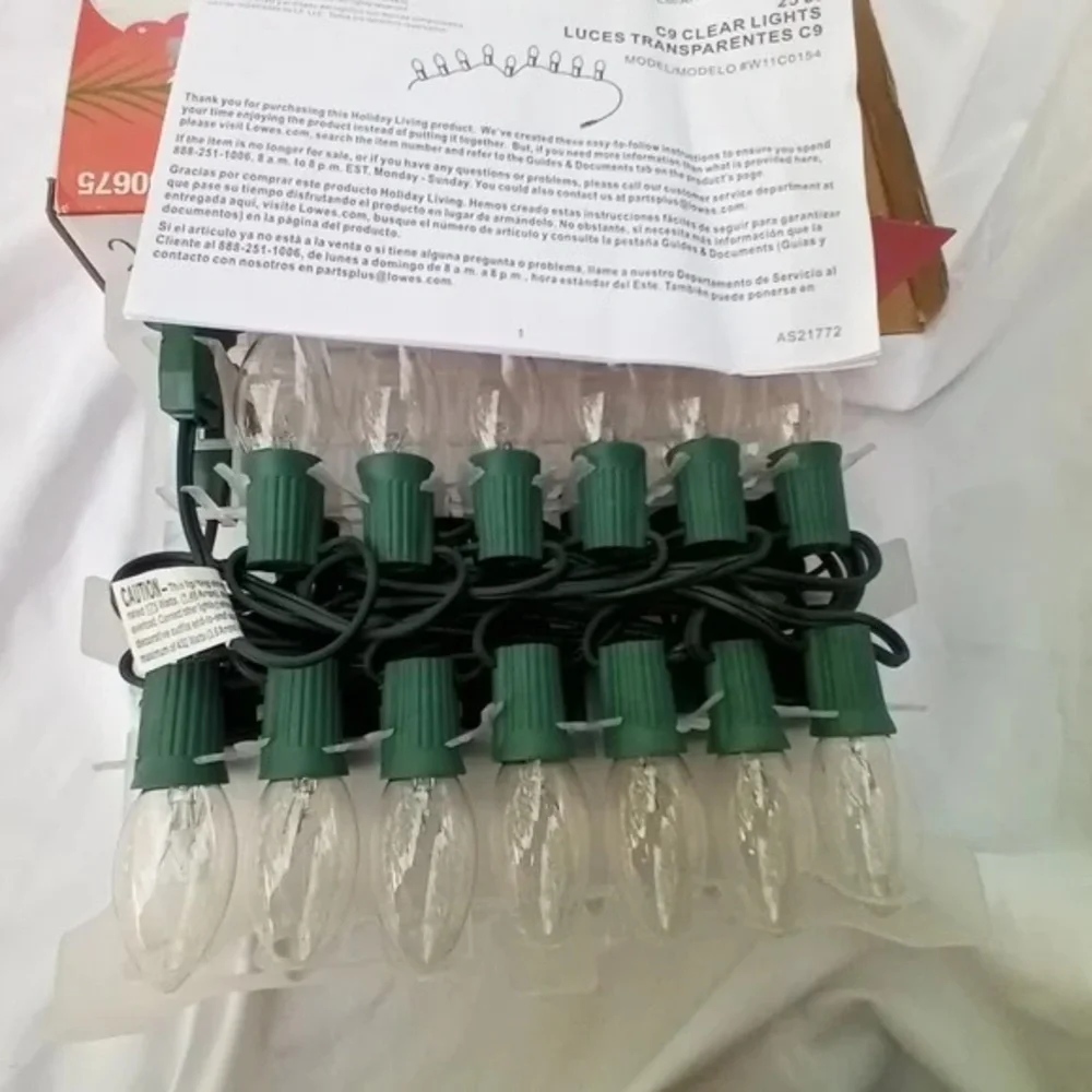 NEW Holiday Living 25Ct C9 Clear‎ Christmas Holiday Incandescent 25Ft